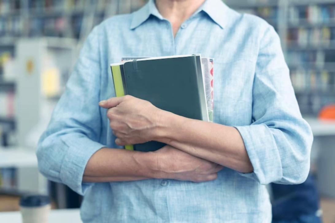 Geschäftsumgebung mit Arbeitsmaterialien